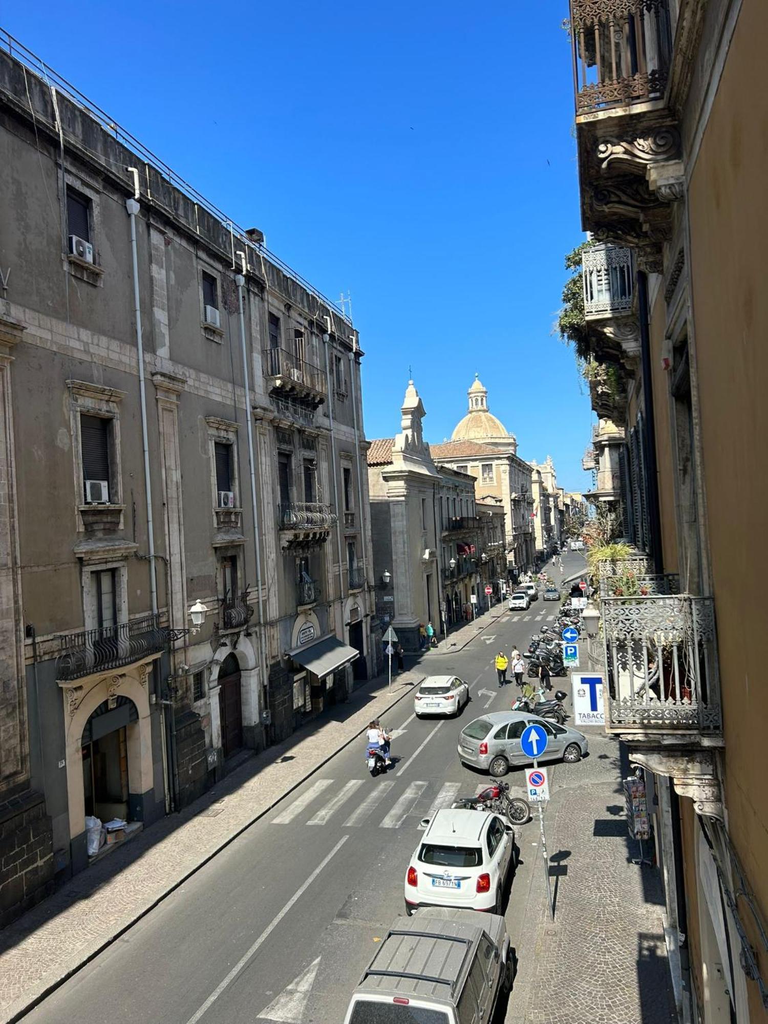 Bed And Books Bed & Breakfast Catania Luaran gambar